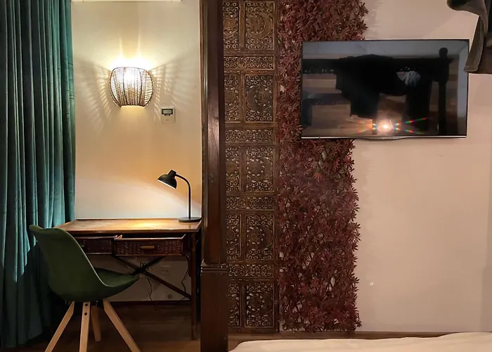 Bahira Schoenbrunn Apartment *
